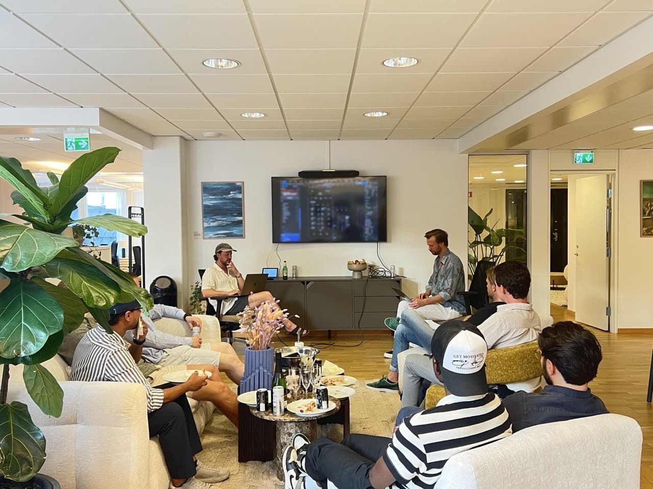 Produktgenomgång på kontoret